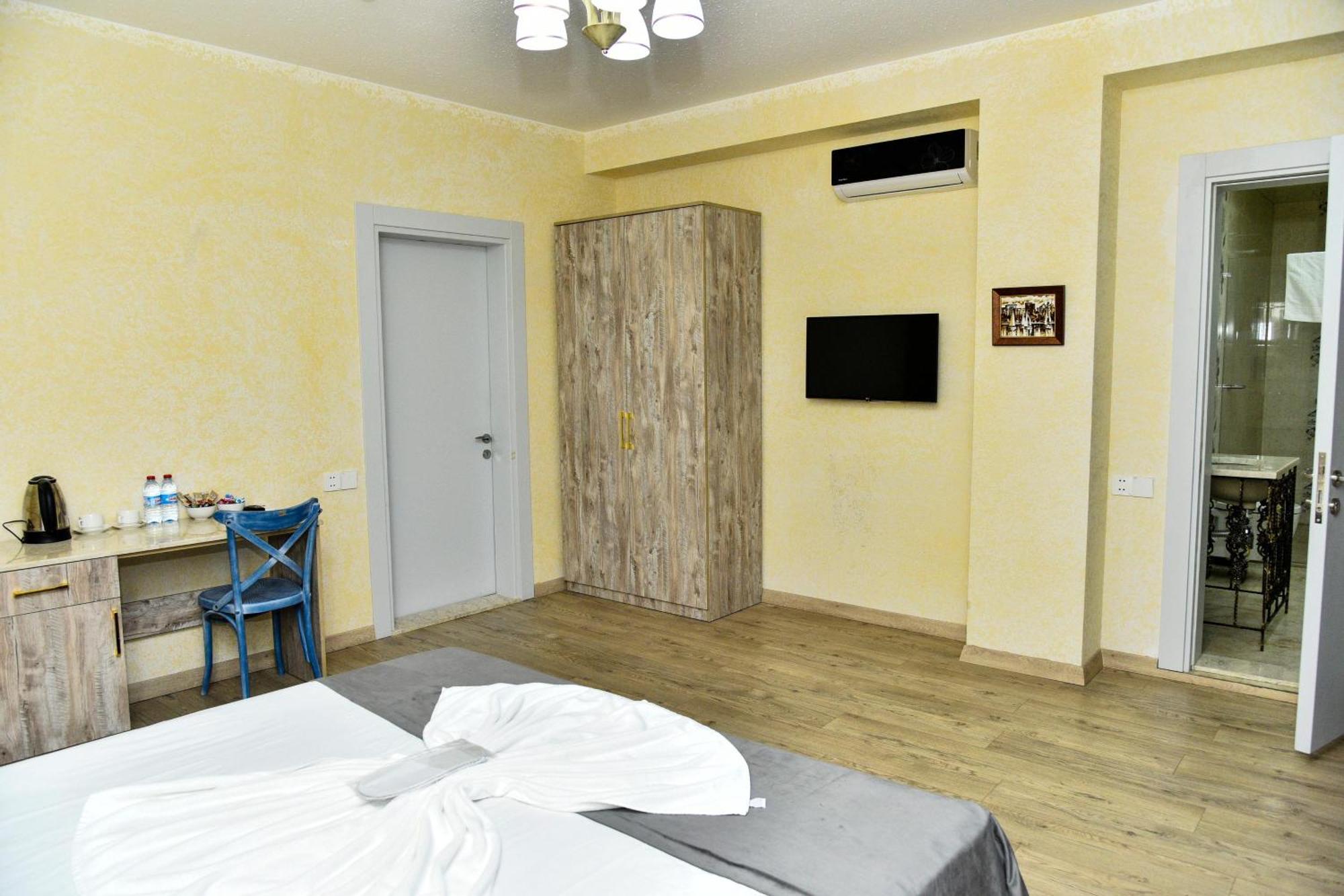 Avrasya Inn Hotel Bakoe Buitenkant foto