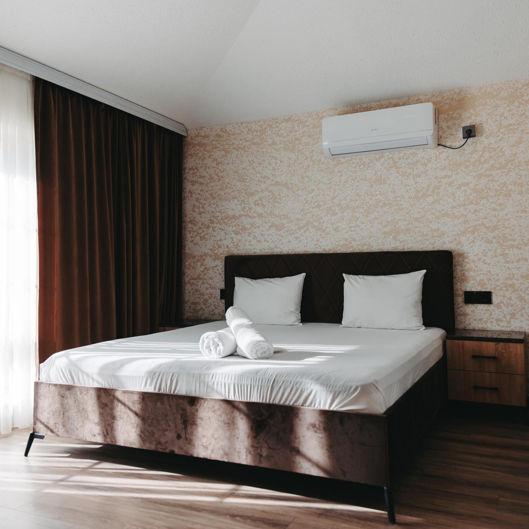 Avrasya Inn Hotel Bakoe Buitenkant foto